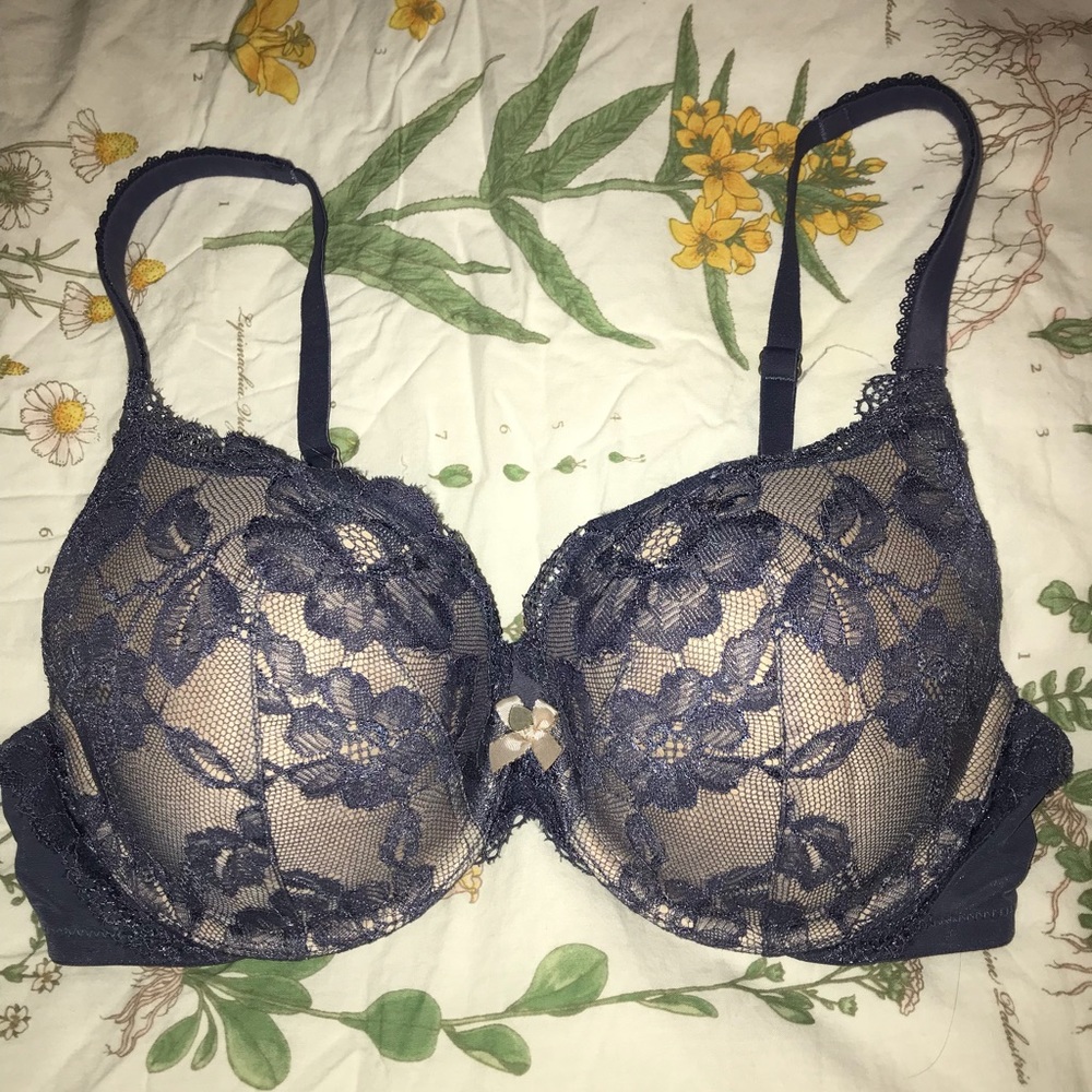 Victoria’s Secret Padded Perfect Coverage Lace Bra